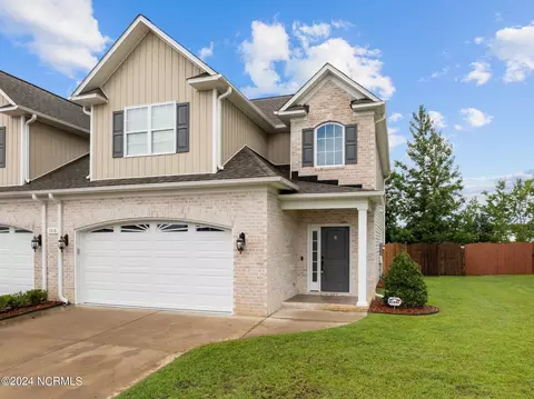 1816 Cambria Dr #B, Greenville, NC 27834