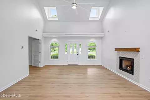 Living - 222 Hickory Ln, Hampstead, NC 28443 photo 1 of 3