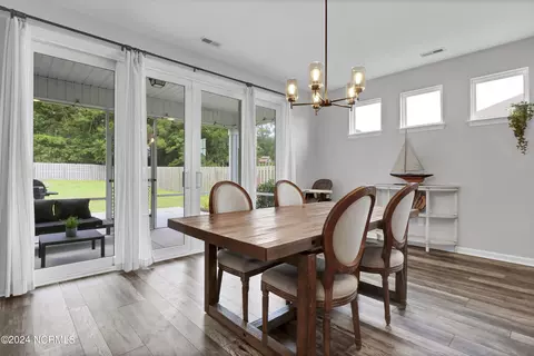 Dining - 240 Capital Dr, Hampstead, NC 28443 photo 1 of 1