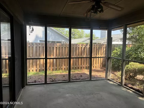 709 Azalea Dr, Hampstead, NC 28443 photo 12