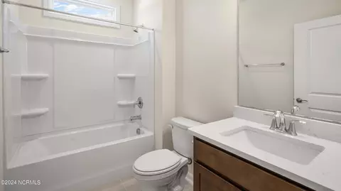 563 Banbury Ln, Pinehurst, NC 28374 photo 4