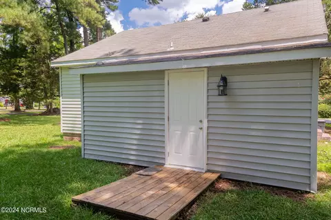 512 E Cliff St, Wallace, NC 28466 photo 34