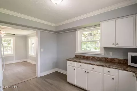 512 E Cliff St, Wallace, NC 28466 photo 11