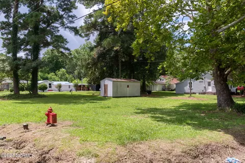512 E Cliff St, Wallace, NC 28466 photo 41