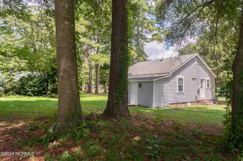 512 E Cliff St, Wallace, NC 28466 photo 31