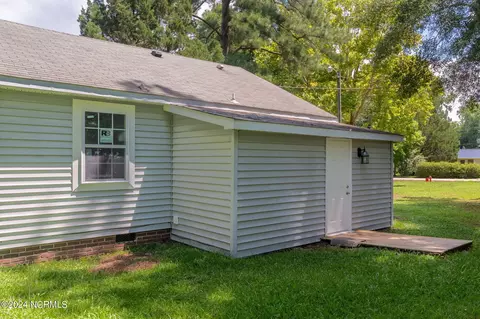 512 E Cliff St, Wallace, NC 28466 photo 35