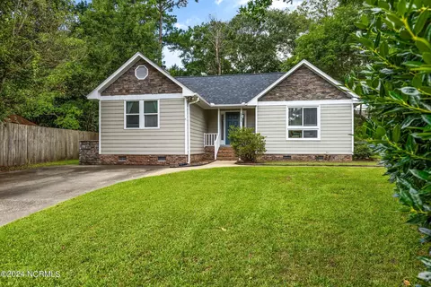 111 Dron Pl, Wilmington, NC 28409