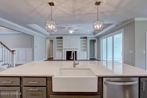 213 Windswept Ln, Beaufort, NC 28516