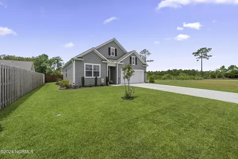 1775 Ovates Ln SE, Bolivia, NC 28422