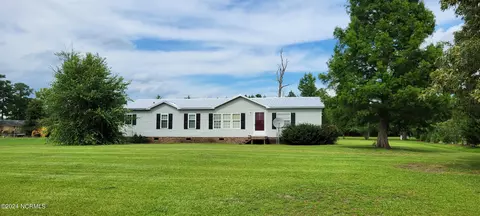 1500 Horse Pen Swamp Rd, Washington, NC 27889