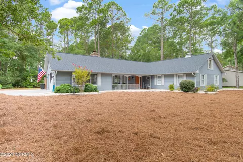 1 E Pine Ct, Carolina Shores, NC 28467