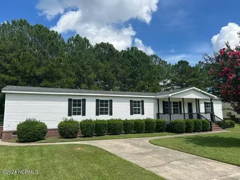 112 Brookshire Dr, New Bern, NC 28562