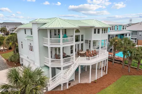 115 Golden Dune Way, Holden Beach, NC 28462