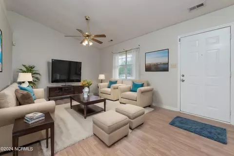 313 Timber Ridge Dr, Hubert, NC 28539 photo 5