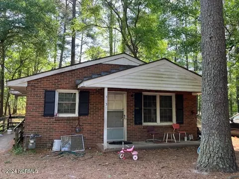 313 Ferndale Dr, Rocky Mount, NC 27801