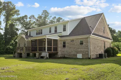 402 Compass Pt, Hampstead, NC 28443 photo 3