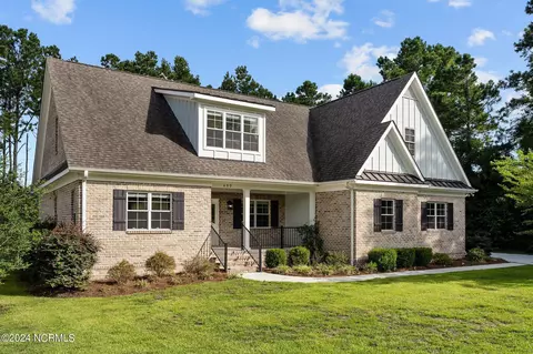 402 Compass Pt, Hampstead, NC 28443 photo 2