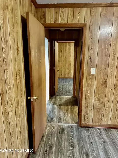 408 Roberson St, Williamston, NC 27892 photo 23
