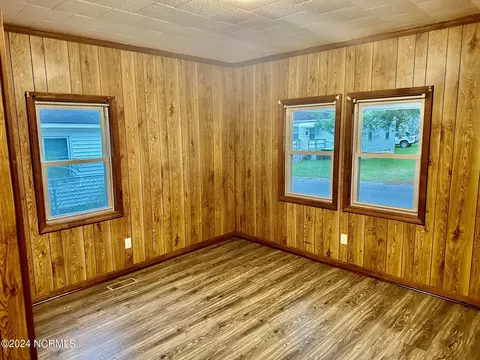 408 Roberson St, Williamston, NC 27892 photo 22