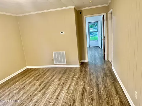 408 Roberson St, Williamston, NC 27892 photo 8
