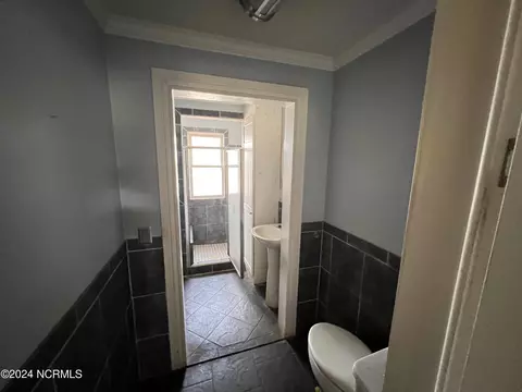 733 W Hamlet Ave, Hamlet, NC 28345 photo 8
