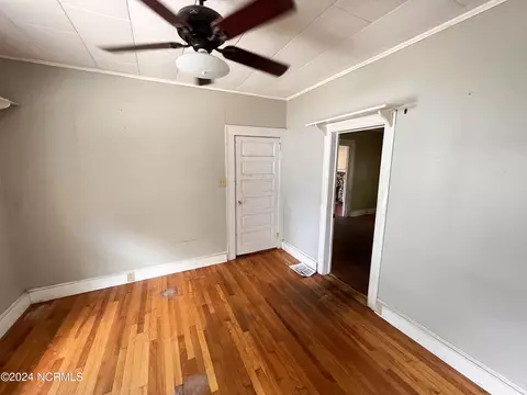 733 W Hamlet Ave, Hamlet, NC 28345 photo 12