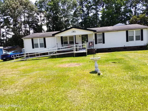 1629 Blacksmith Cir, Kinston, NC 28504