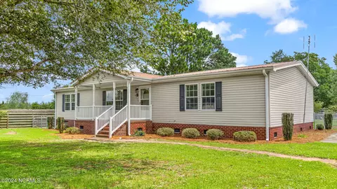 2133 Hollyhock Ln, Deep Run, NC 28525