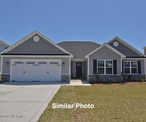 1880 Olde Towne Pointe Blvd, Jacksonville, NC 28546