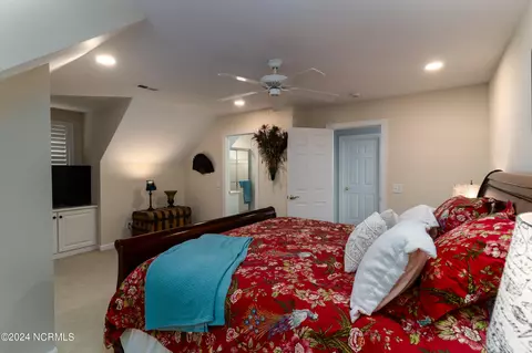 Bedroom - 25 Wellington Dr, Pinehurst, NC 28374 photo 8 of 9