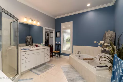 Bath - 25 Wellington Dr, Pinehurst, NC 28374 photo 3 of 6