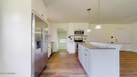 Kitchen - 183 Core Rd, Richlands, NC 28574 photo 2 of 4