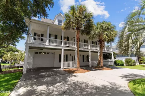 217 Gazebo Ct, Wilmington, NC 28409