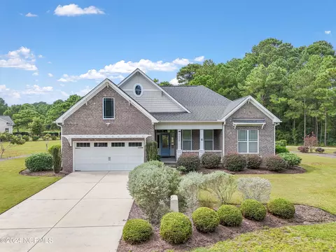 4525 Regency Xing, Southport, NC 28461