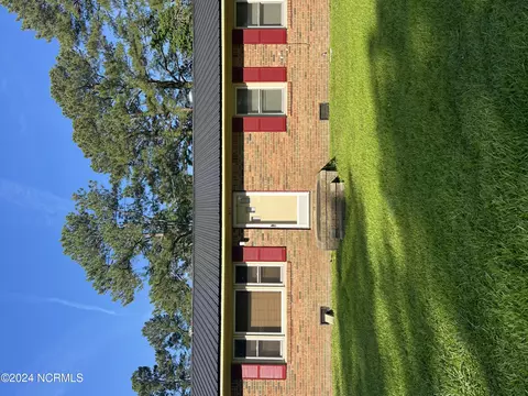403 Clemmons St, Roper, NC 27970