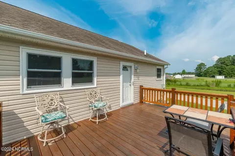 Exterior - 116 Patsy Ln, Hubert, NC 28539 photo 6 of 10