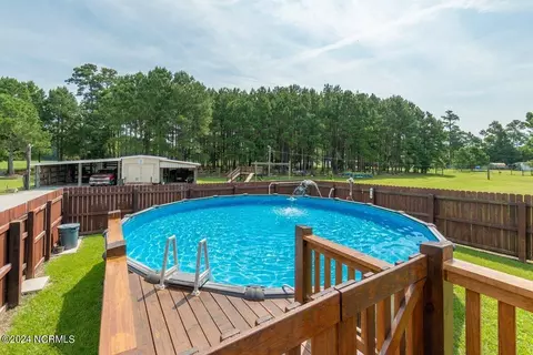 Exterior - 116 Patsy Ln, Hubert, NC 28539 photo 8 of 10