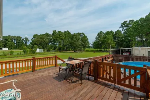 Exterior - 116 Patsy Ln, Hubert, NC 28539 photo 5 of 10