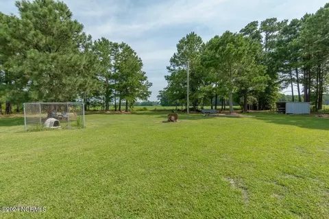 Exterior - 116 Patsy Ln, Hubert, NC 28539 photo 7 of 10