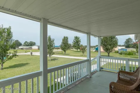 Exterior - 116 Patsy Ln, Hubert, NC 28539 photo 3 of 10