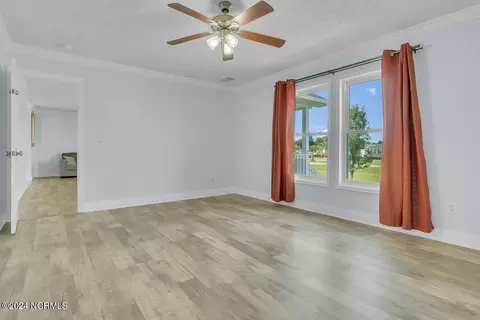 Living - 116 Patsy Ln, Hubert, NC 28539 photo 5 of 5