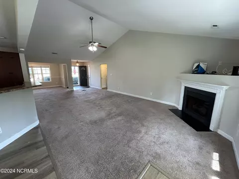 Living - 307 Moray Ct, Hubert, NC 28539 photo 4 of 4