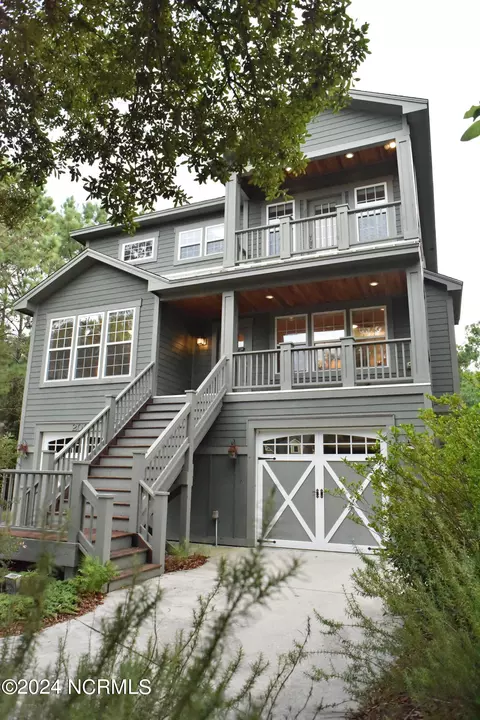 206 Mimosa Dr, Sneads Ferry, NC 28460