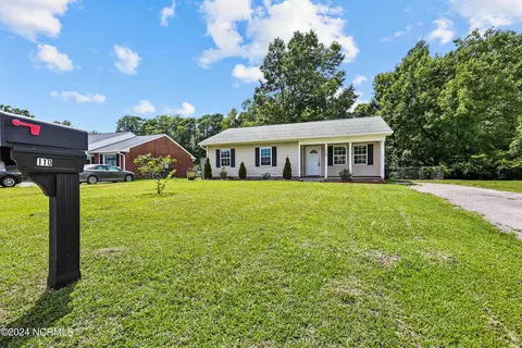 110 Balsam Rd, Jacksonville, NC 28546