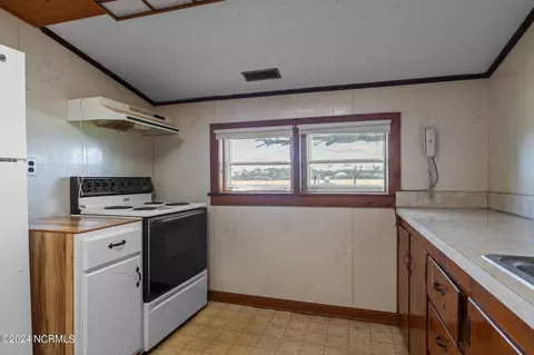Kitchen - 174 Alfred Dr, Gloucester, NC 28528 photo 3 of 3