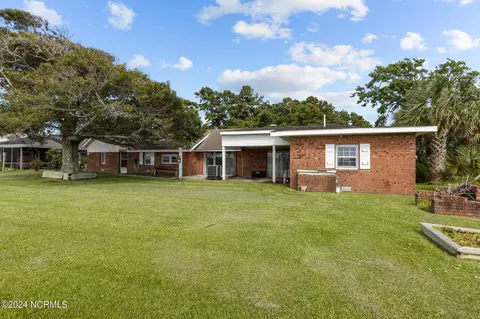 Exterior - 174 Alfred Dr, Gloucester, NC 28528 photo 5 of 6