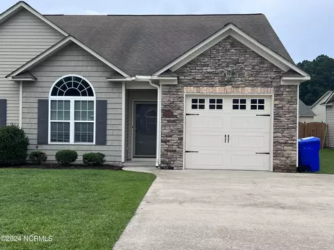 3348 Ellsworth Dr #B, Greenville, NC 27834