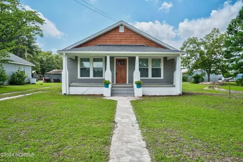 2302 Saint Andrew St, Tarboro, NC 27886