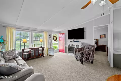 1862 E Hanrahan Rd, Ayden, NC 28513 photo 11