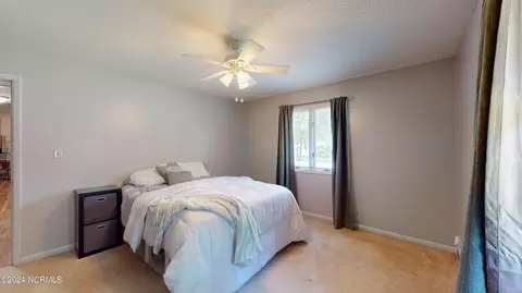 Bedroom - 116 Shenandoah Rd E, West End, NC 27376 photo 3 of 7